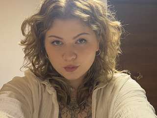 ALINADIRTY amateur webcam photo