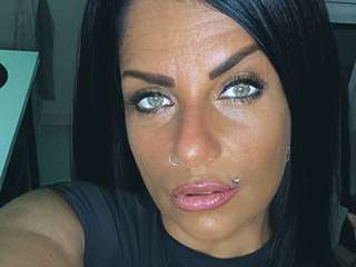 MILFOREVER amateur webcam photo