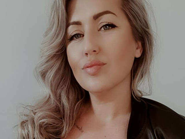 GEILETESS free sexy photo