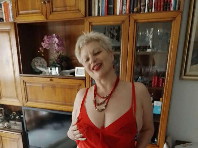 SEXYLOLA63 free hard sexy photo