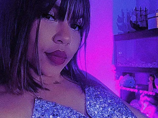 VALERYSQUIRT free sexy photo