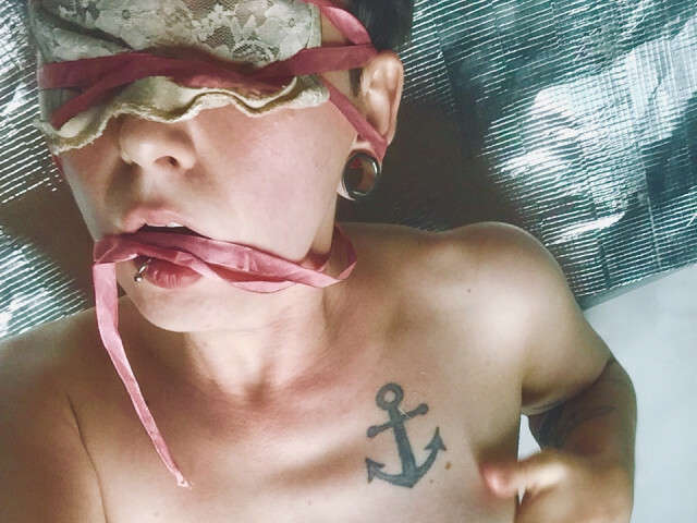 LULOVE free sexy photo