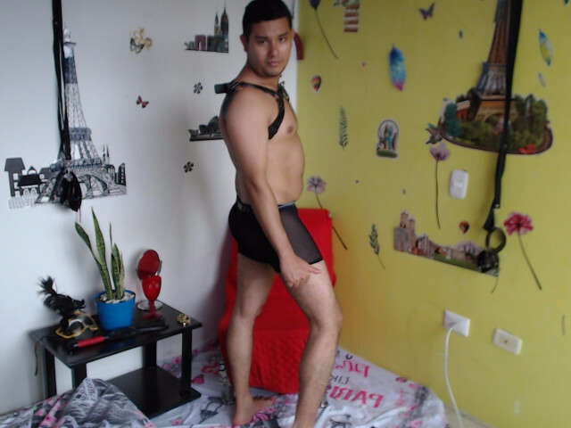 SWEETLATIN free sexy photo