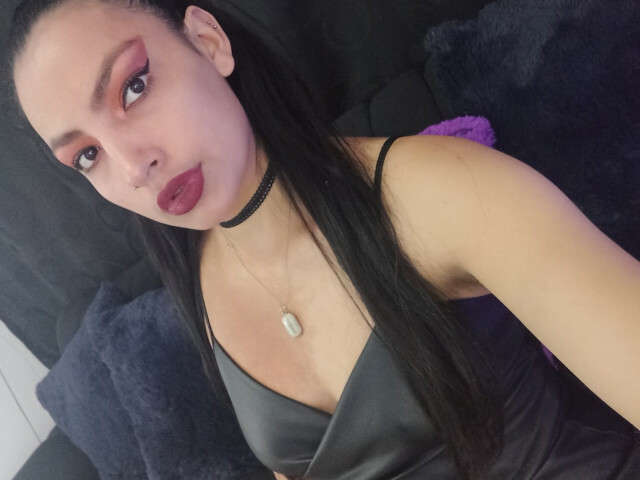 MIAWILD free sexy photo