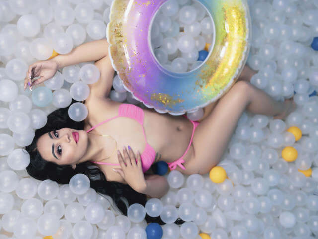 CAMERONC free hard sexy photo
