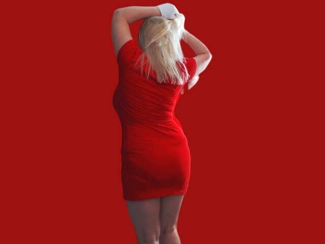 8USTYJ0ELLE free sexy photo