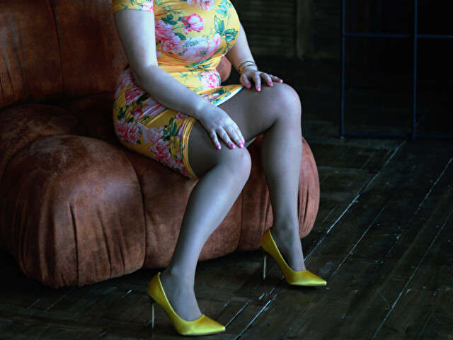 8USTYJ0ELLE free sexy photo
