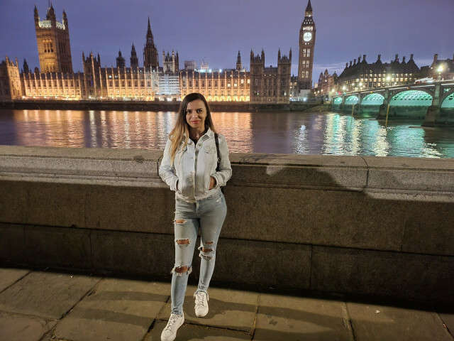 JULIAHAYES free hard sexy photo
