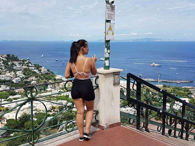 MYRAPAWG free sexy photo