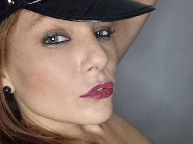 TRUEDESIRES free sexy photo