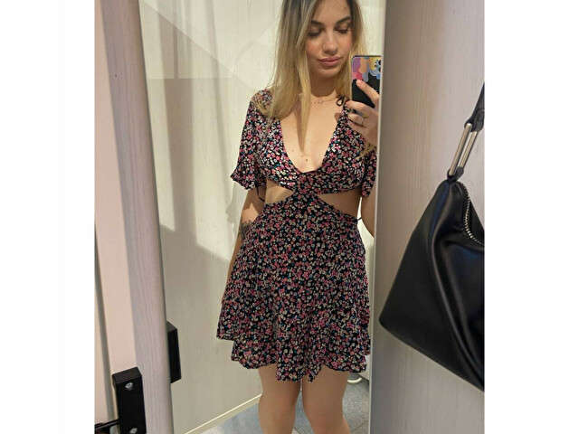 CHERRYBERRY free sexy photo