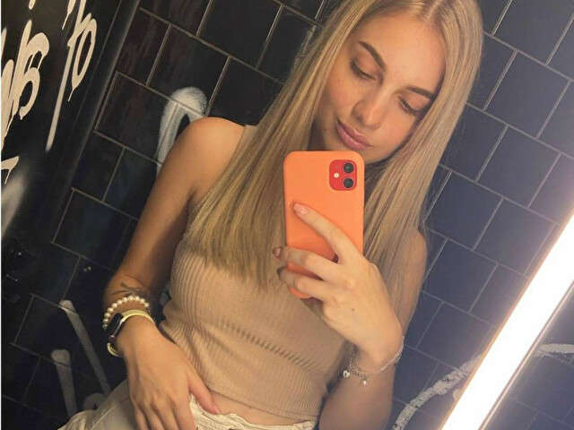 CHERRYBERRY free sexy photo