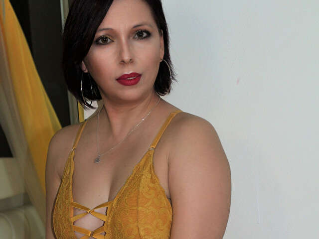 SINLAURA free hard sexy photo