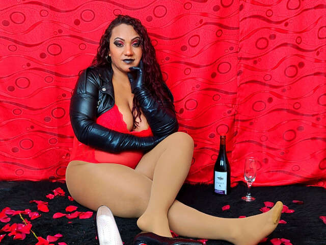 SLAVEMESSY free sexy photo
