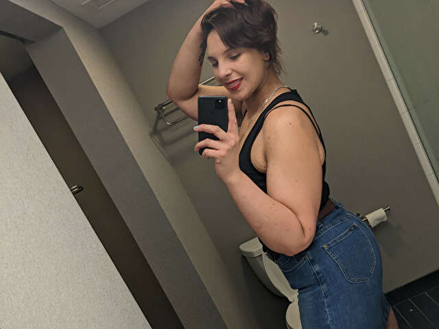 DANIGREEN free sexy photo