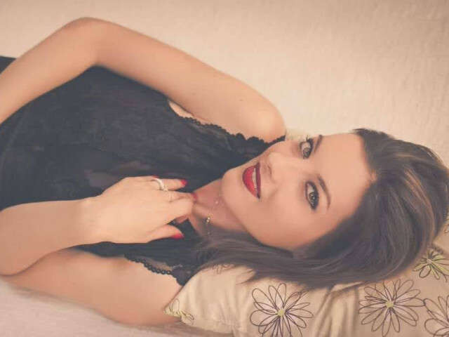 ANYASTARS free sexy photo