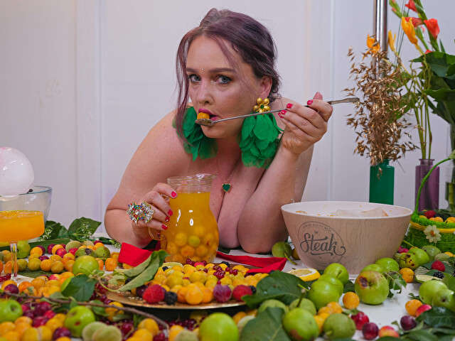SINFULTITSDD free sexy photo