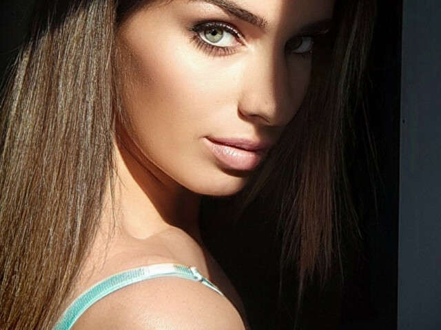 FRANCHES free sexy photo