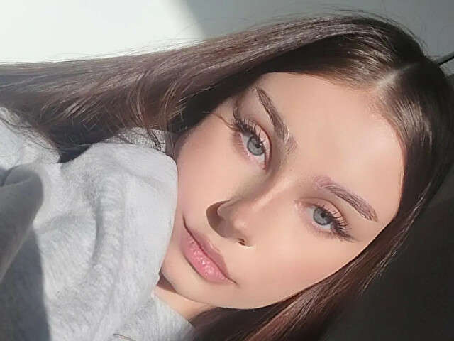 EMILYBELLE free sexy photo