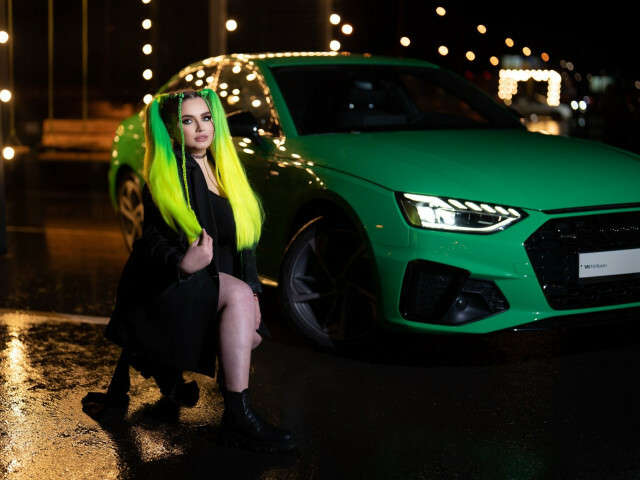 MAYBEYESS free sexy photo