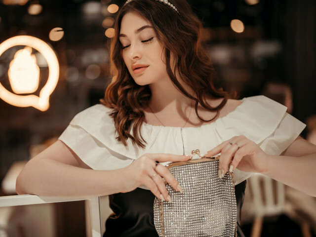 SENSITIVEEE free sexy photo