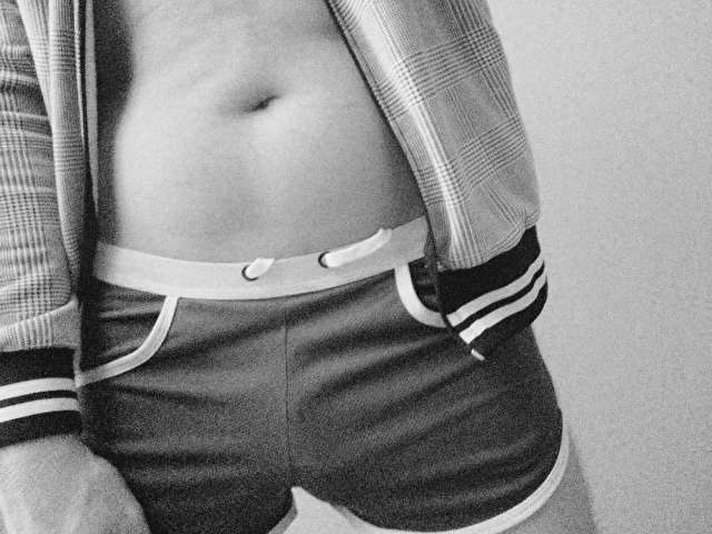 DENNIZXX free sexy photo