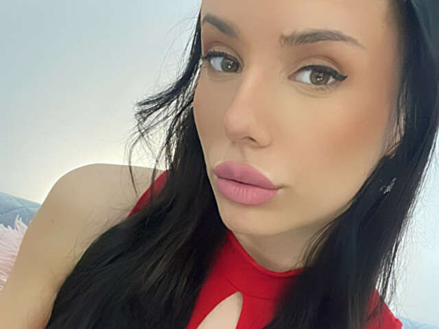 MELANIELIPPS free sexy photo