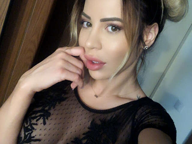 LOVEKENDRA free hard sexy photo