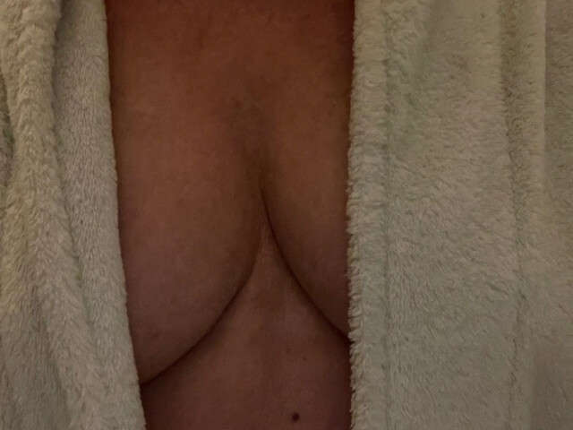 TIRZA1 free hard sexy photo