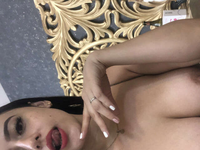 MISSYHIGHINS free hard sexy photo