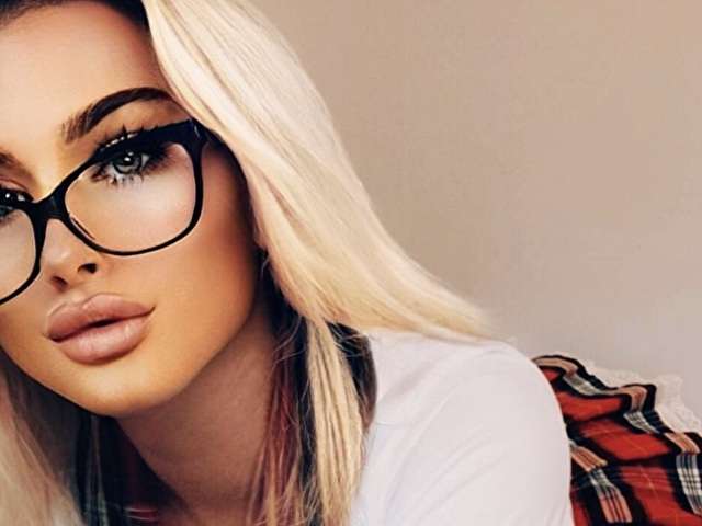 BIMBOBARBIEX free sexy photo