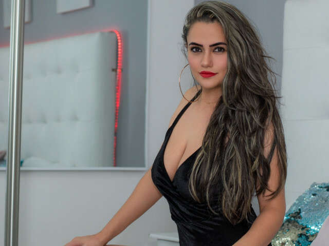 SOFIACOURT free sexy photo