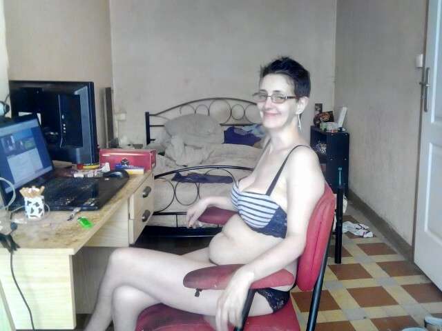 SEVERINEHOT free sexy photo