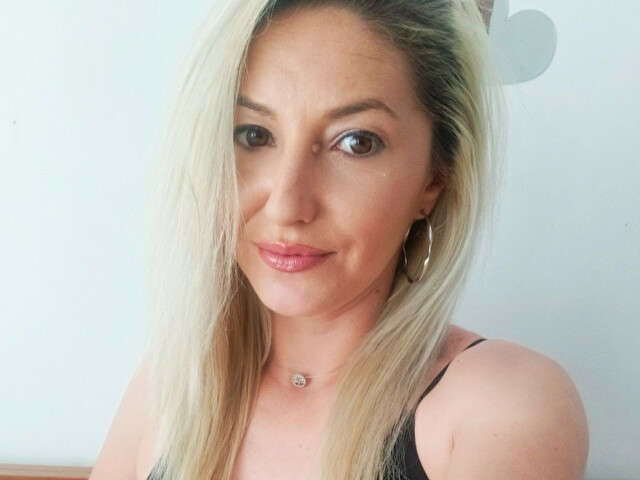 ANAISBOND free sexy photo