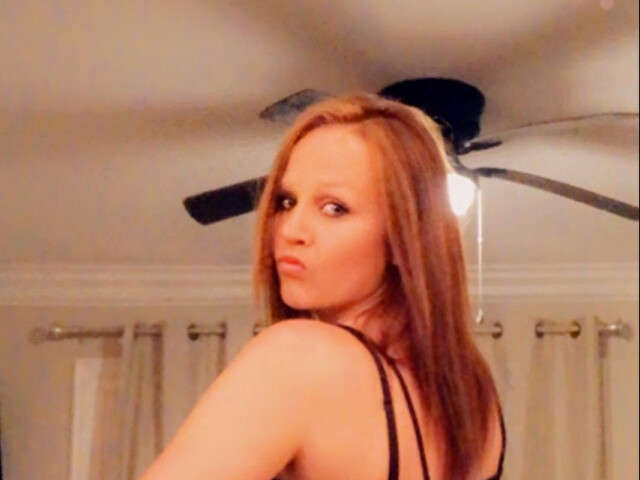 AUTMNNIGHT free sexy photo