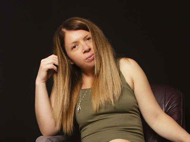 2HARAM free sexy photo