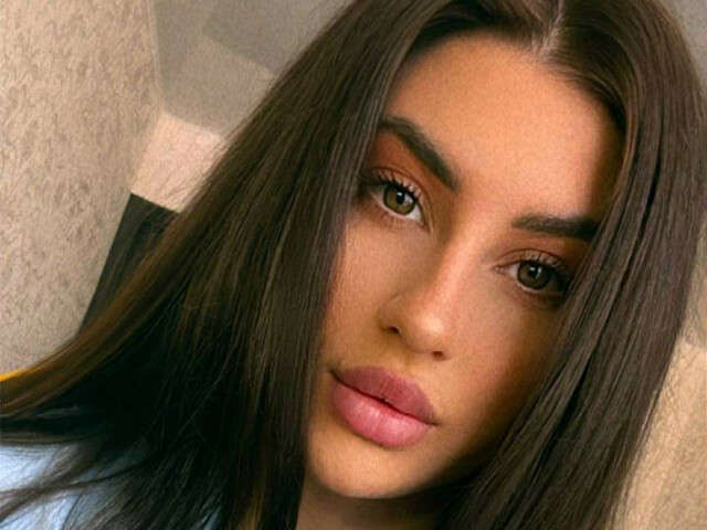 ELINKA free sexy photo