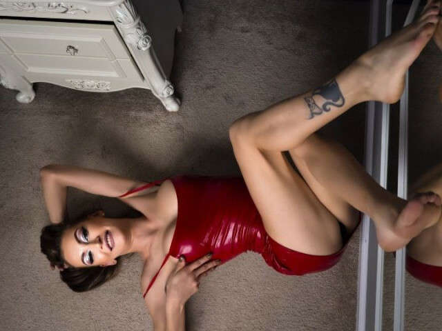 EVELYNMARTIN free hard sexy photo
