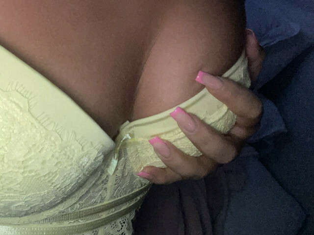 MIAUW free hard sexy photo