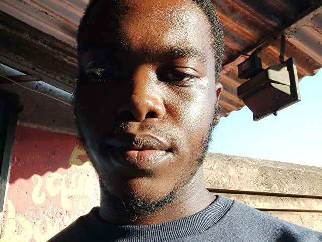 VBANDZ free sexy photo