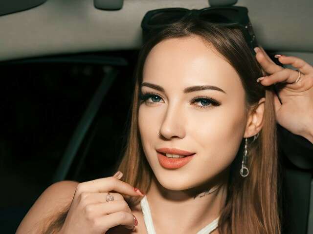 EVELINAMOOR free sexy photo