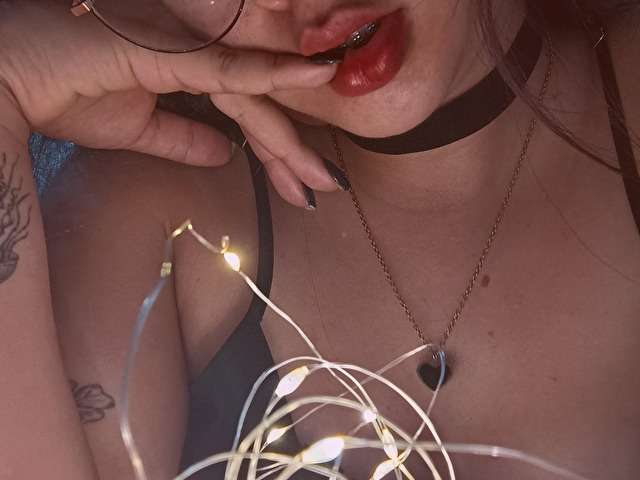 GENESISS free hard sexy photo