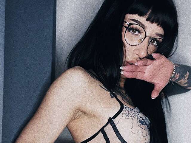 LILITHLUX free sexy photo