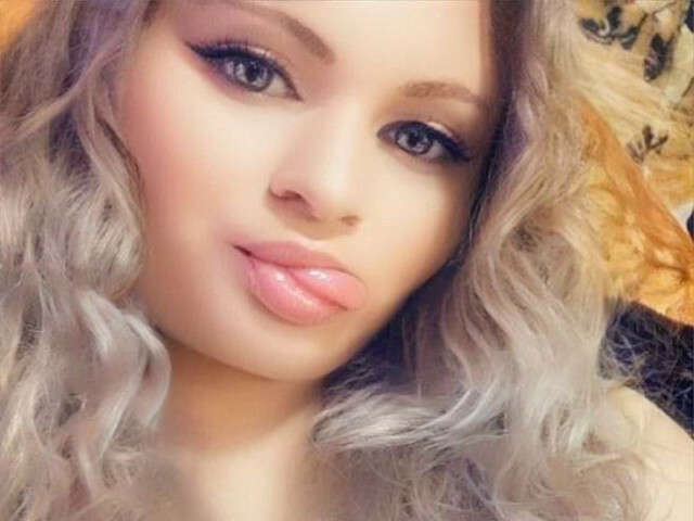 JULIAHARRYSS free sexy photo
