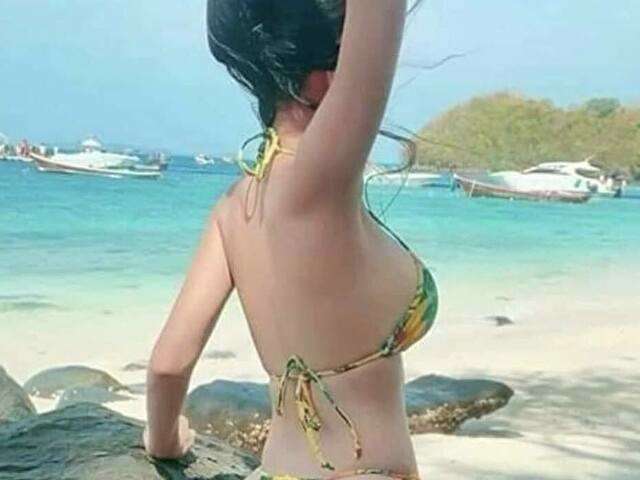 SAMANTHABRIG free sexy photo