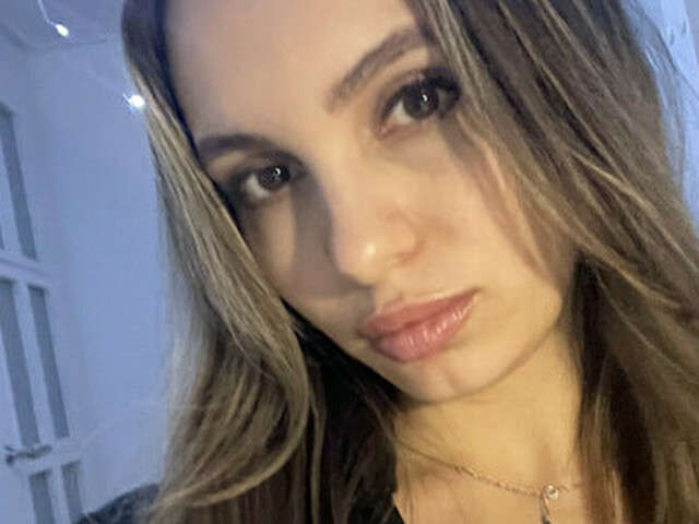 MAGNETIC free sexy photo