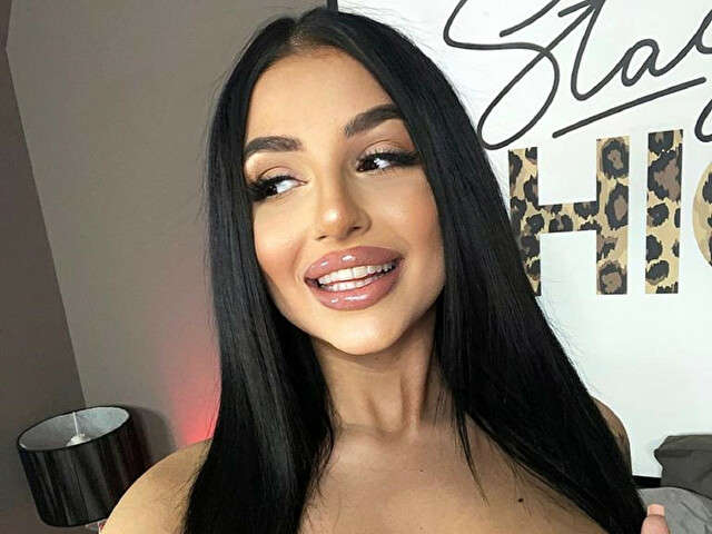 ANGELINAYVES free sexy photo