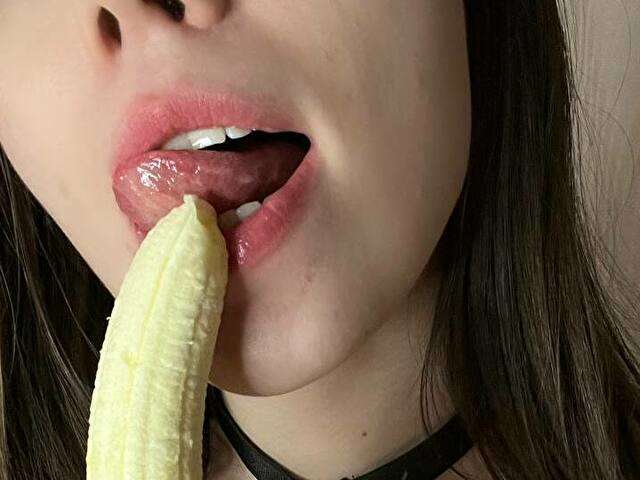 PIKACHU free sexy photo