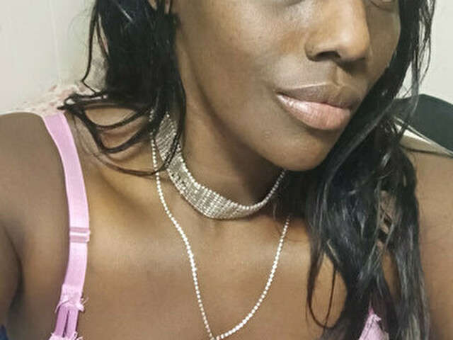 REMYLUCIOUS free sexy photo