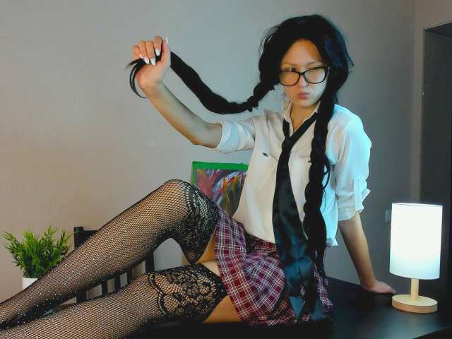 MILOTYONLINE free sexy photo